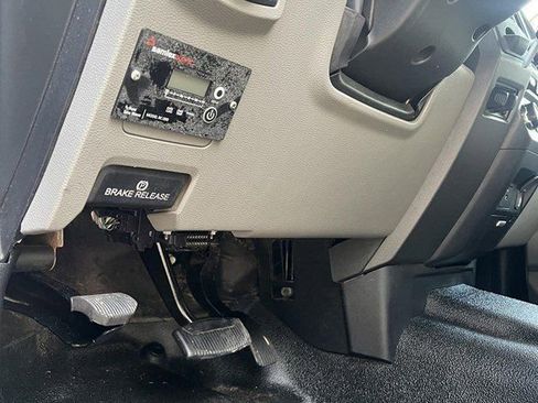 Used 2017 Ford F350 XL w/ Power Equipment Group image 11