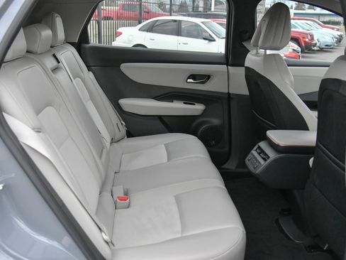 Used 2024 Nissan Ariya AWD image 45