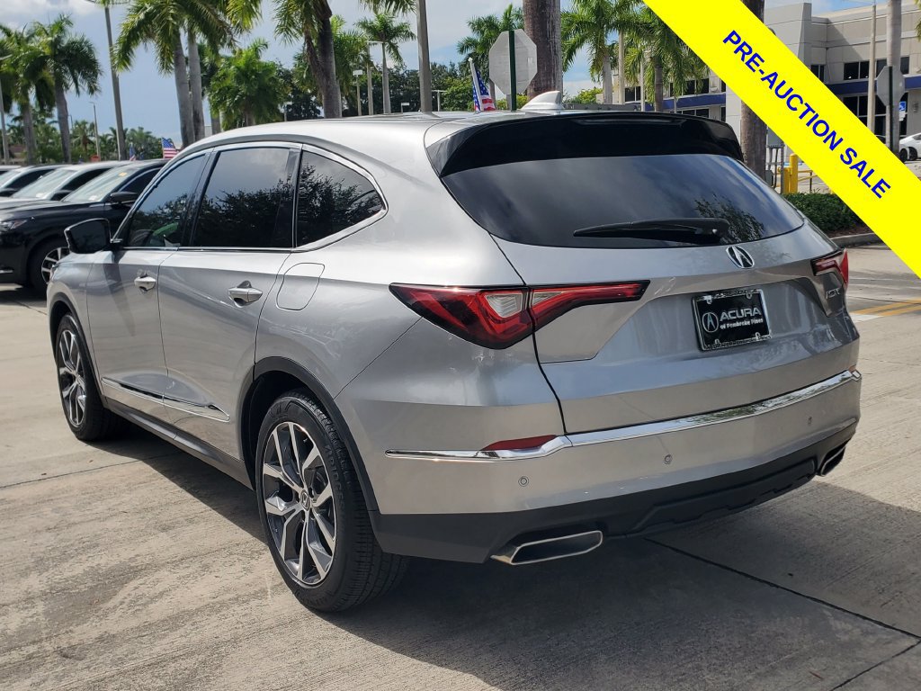 Certified 2024 Acura MDX w/ Technology Package FWD image 5