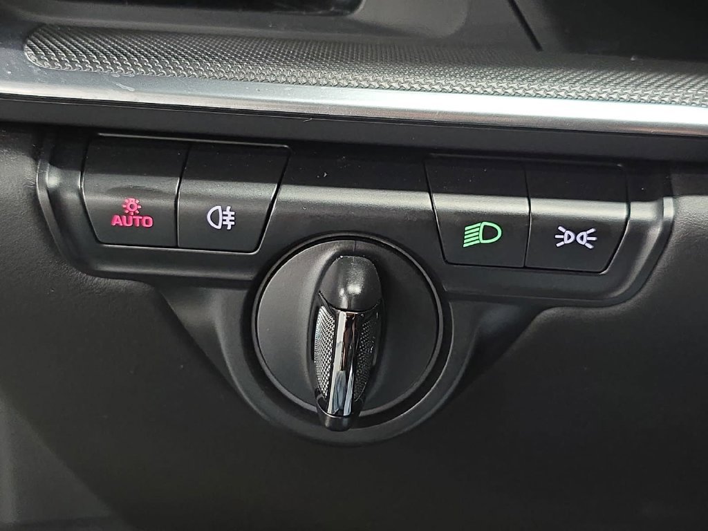 Certified 2024 Porsche 911 Turbo AWD/4WD image 22