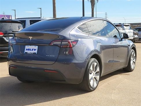 Used 2023 Tesla Model Y Long Range image 4