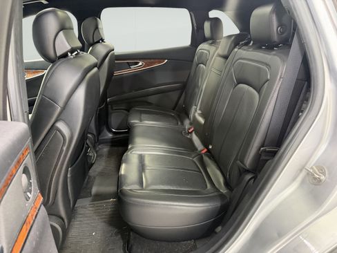 Used 2020 Lincoln Nautilus Reserve w/ Equipment Group 201A AWD/4WD image 13