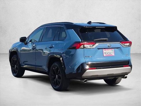 Used 2023 Toyota RAV4 XSE AWD/4WD image 8