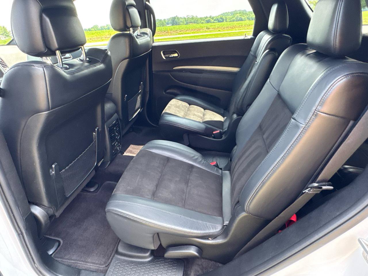 Used 2019 Dodge Durango R/T w/ Technology Group AWD/4WD image 11