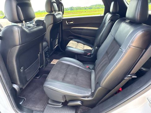 Used 2019 Dodge Durango R/T w/ Technology Group AWD/4WD image 11