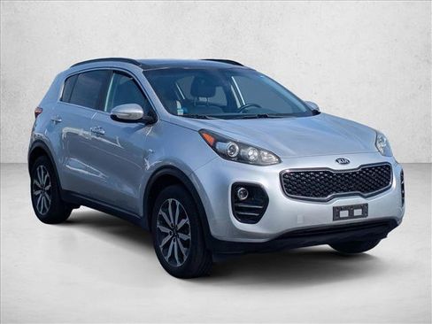 Used 2019 Kia Sportage EX w/ EX Premium Package AWD/4WD image 3