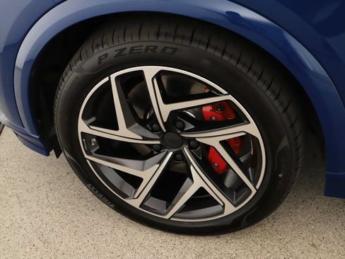 New 2027 Audi SQ6 e-tron Prestige AWD/4WD image 36