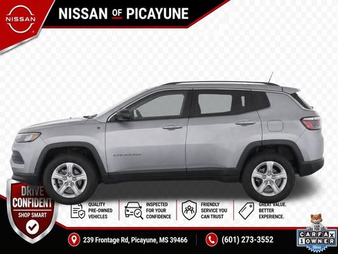 Used 2023 Jeep Compass Sport AWD/4WD image 2