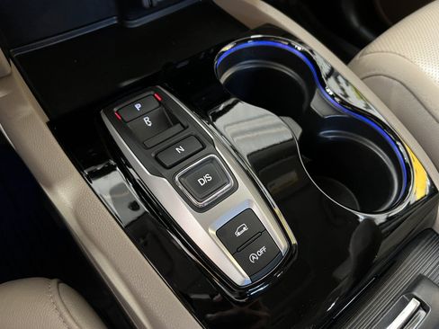 Used 2017 Honda Pilot Elite image 22