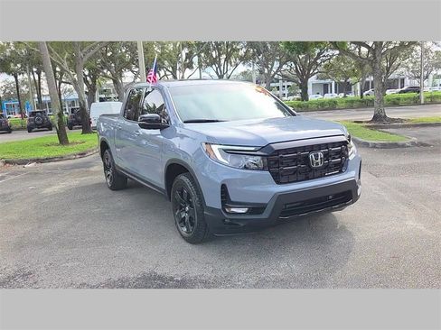 Used 2025 Honda Ridgeline Black Edition image 33