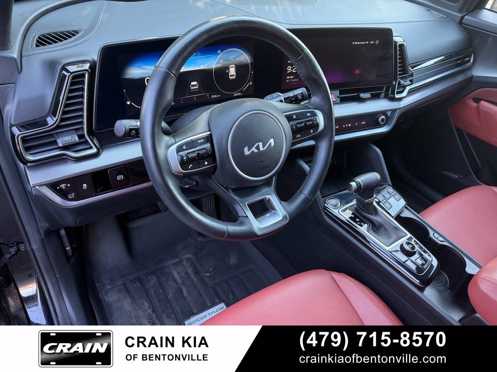 Used 2025 Kia Sportage SX FWD image 9