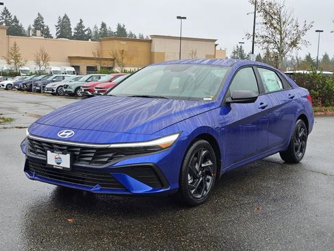 New 2026 Hyundai Elantra Sport image 3