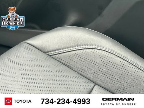 Used 2025 Toyota Camry XSE FWD image 18