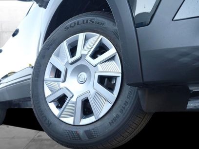 New 2026 Nissan Kicks S