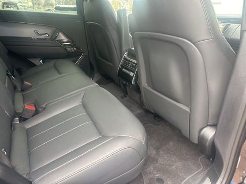 Used 2024 Land Rover Range Rover Sport SE image 27