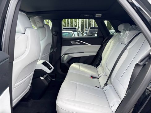 New 2026 Cadillac Lyriq Premium Luxury RWD image 10
