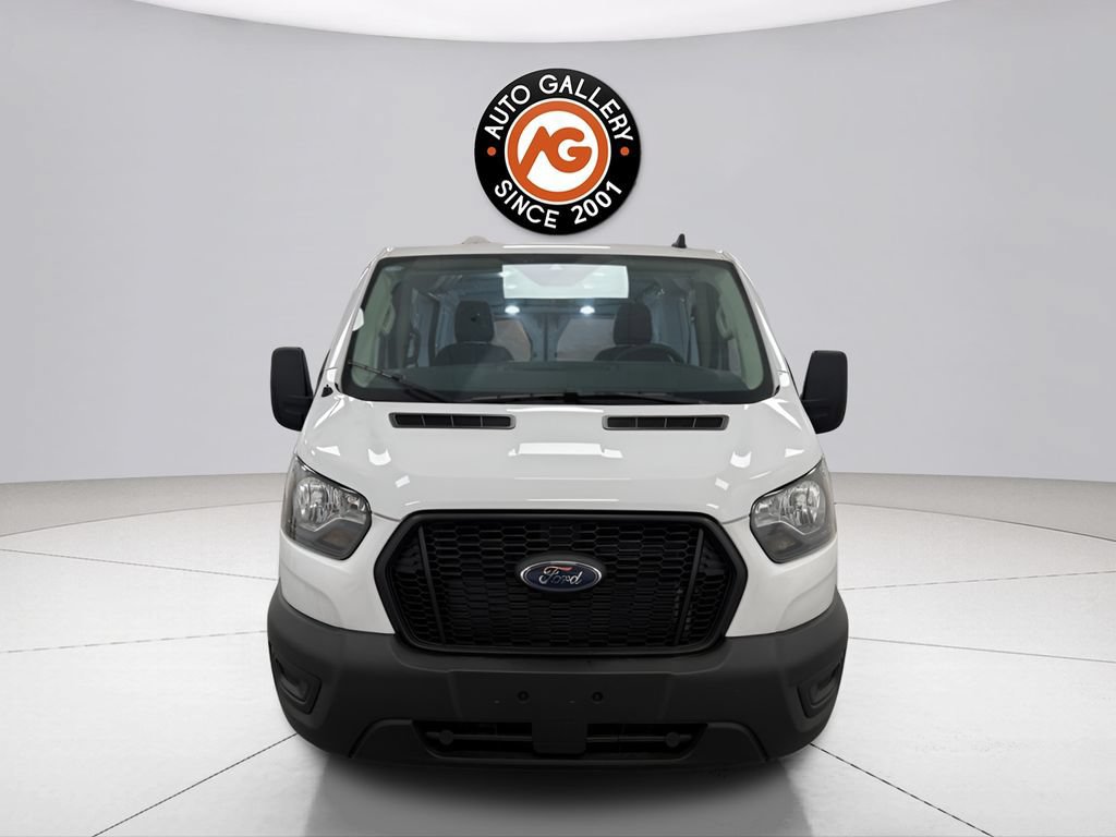 Used 2024 Ford Transit 150 Low Roof RWD image 3
