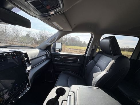 Used 2024 RAM 2500 Laramie image 26