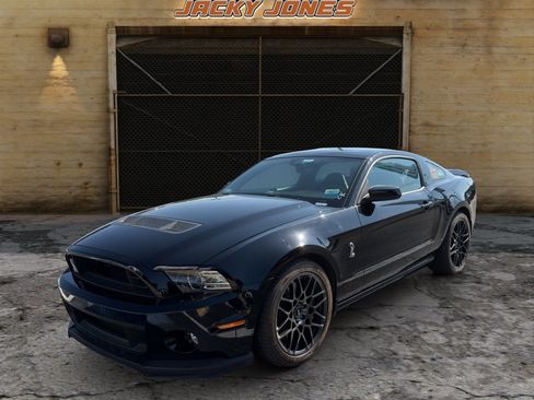 Used 2013 Ford Mustang Shelby GT500 RWD image 1