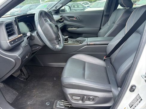 Used 2024 Toyota Crown image 10