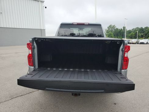 Used 2023 Chevrolet Silverado 1500 LT w/ Protection Package AWD/4WD image 9