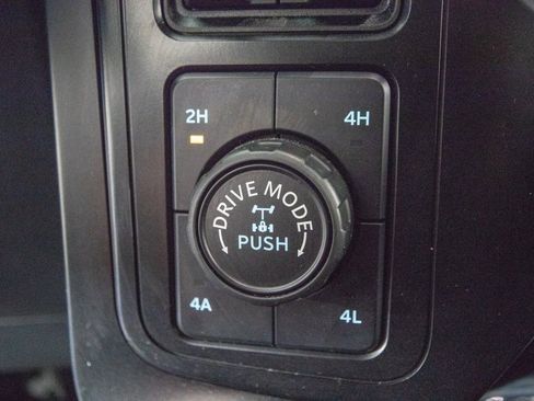 Used 2023 Ford F150 Raptor w/ Raptor Carbon Fiber Package image 31