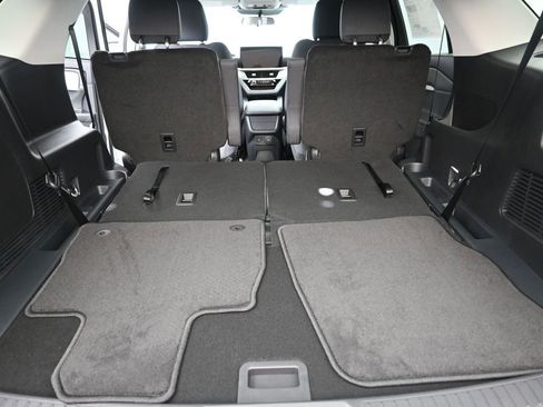 New 2026 Ford Explorer Active image 27