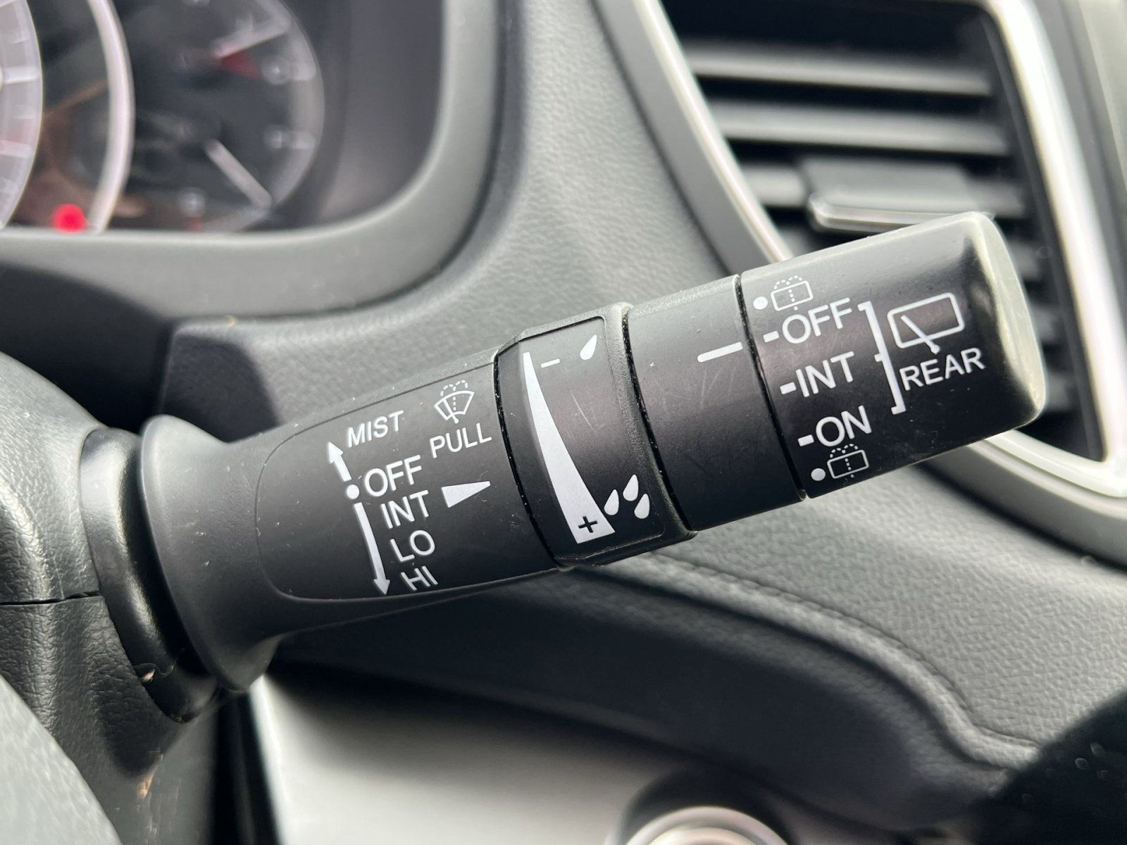 Used 2015 Honda CR-V EX image 35