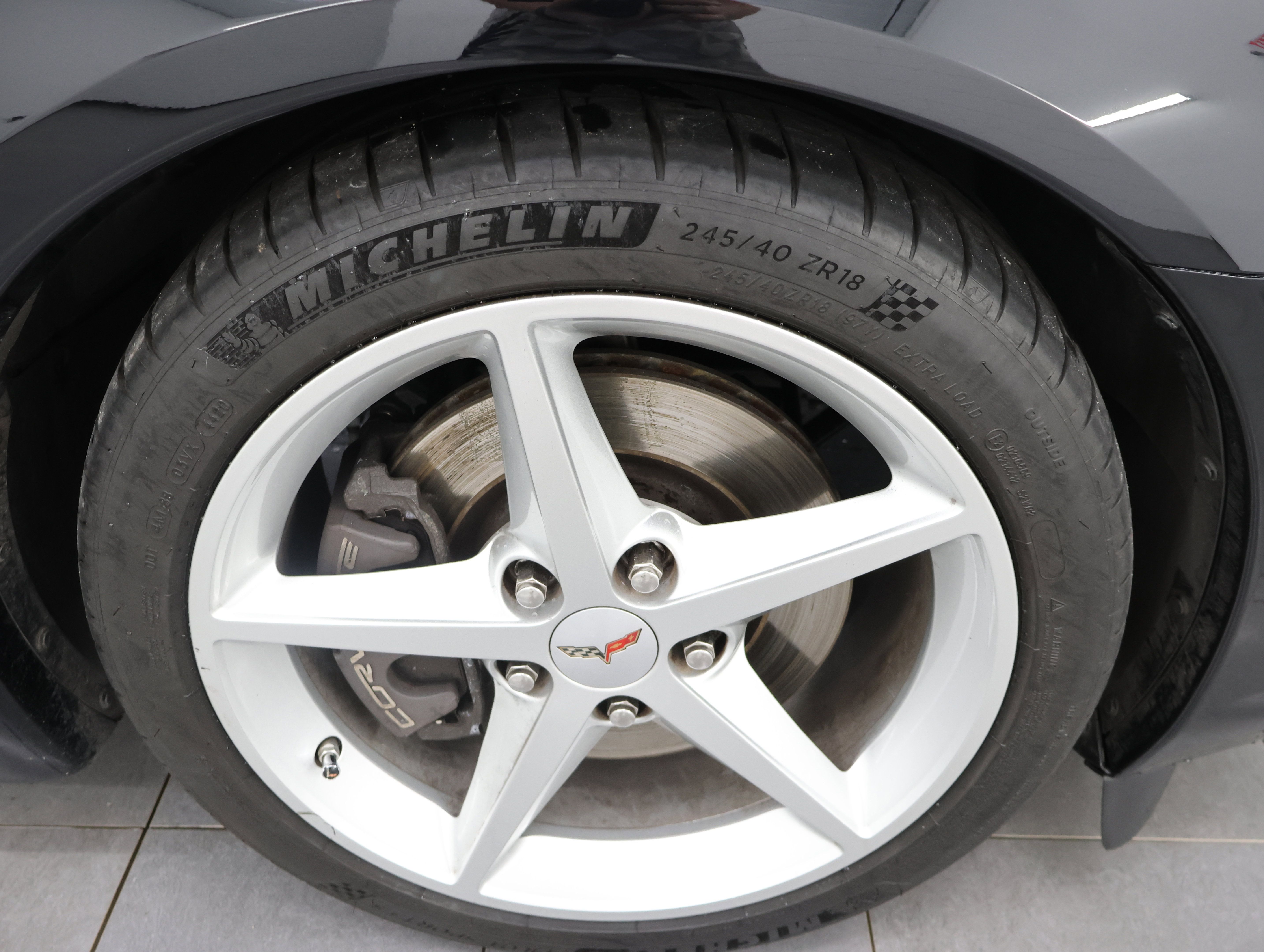 Used 2011 Chevrolet Corvette Convertible w/ Preferred Equipment Group RWD image 3