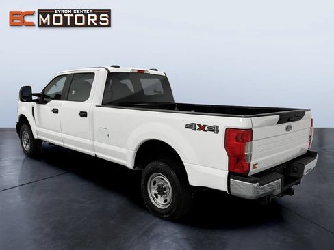 Used 2021 Ford F250 XL w/ Power Equipment Group AWD/4WD image 4