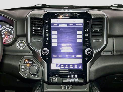 New 2026 RAM 1500 4x4 Crew Cab image 9