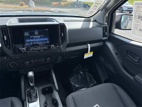 New 2026 Nissan Frontier S image 17