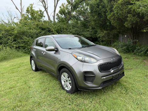 Used 2018 Kia Sportage LX FWD image 1