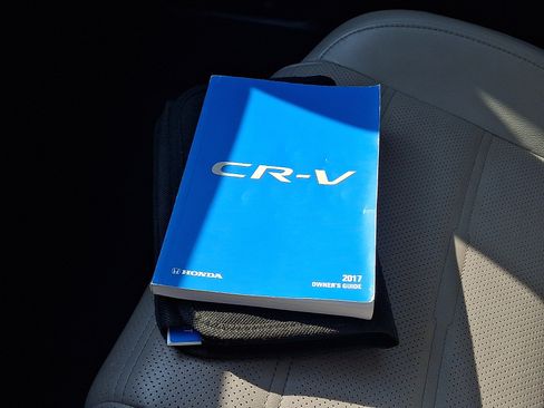 Used 2017 Honda CR-V EX-L image 27
