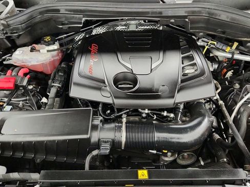 Used 2022 Alfa Romeo Stelvio Ti image 25