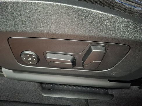 Used 2025 BMW X2 M35i w/ Premium Package image 11