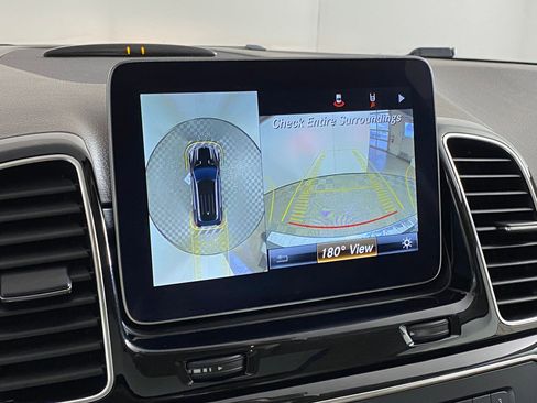 Certified 2019 Mercedes-Benz GLE 400 4MATIC image 26