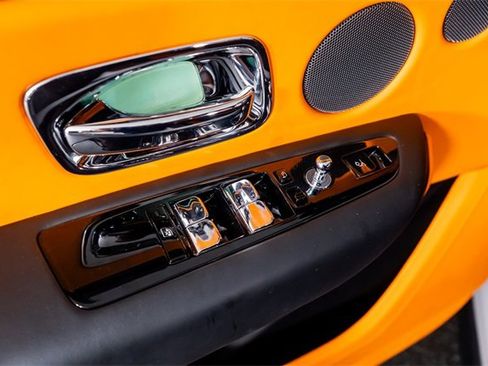 Used 2023 Rolls-Royce Cullinan image 38