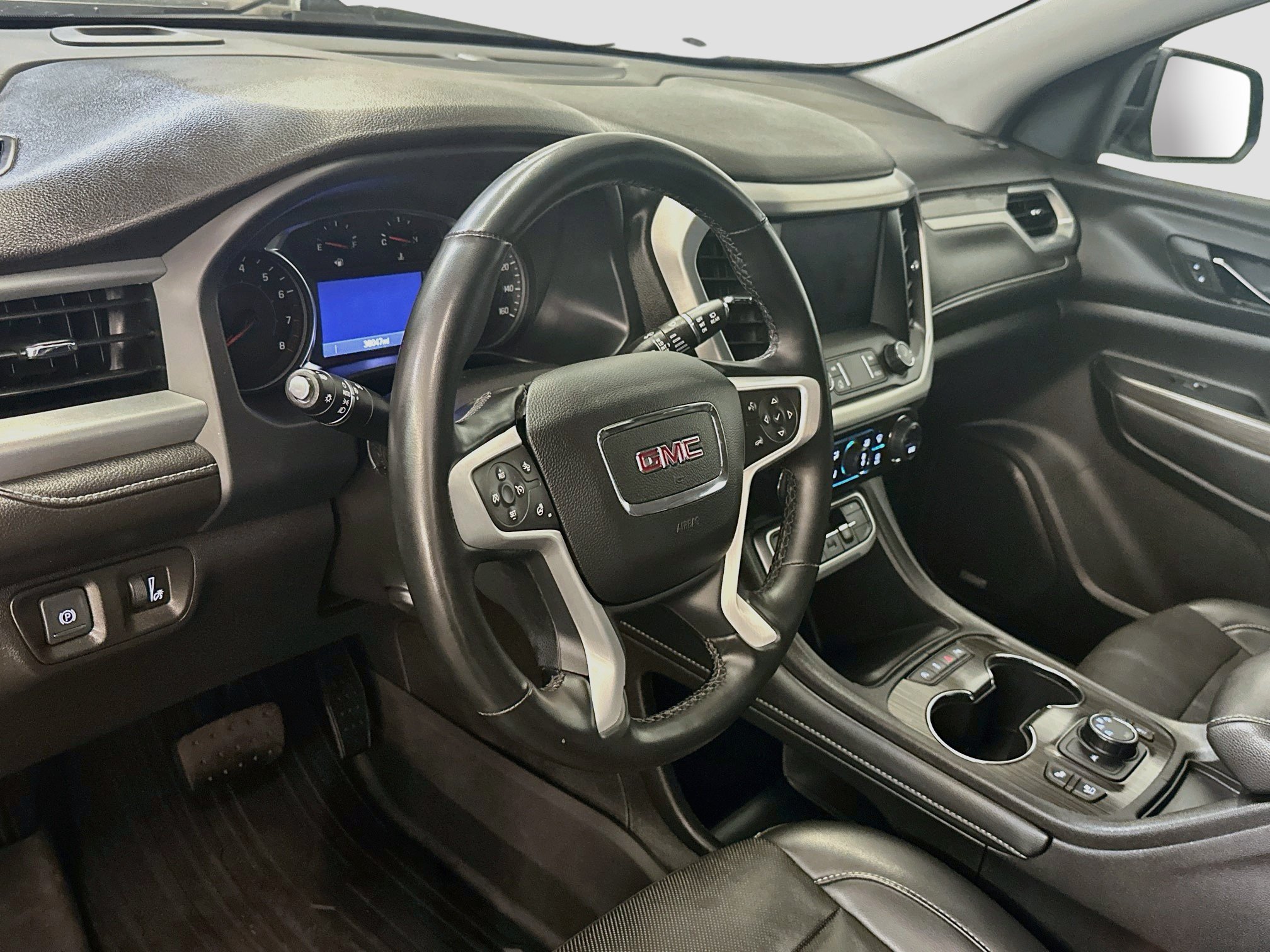 Used 2023 GMC Acadia SLT w/ Preferred Package AWD/4WD image 18