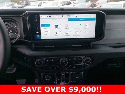 New 2025 Jeep Gladiator Sport image 20