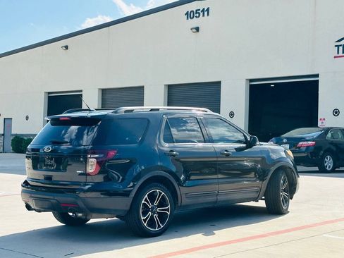 Used 2015 Ford Explorer Sport w/ Equipment Group 401A AWD/4WD image 10