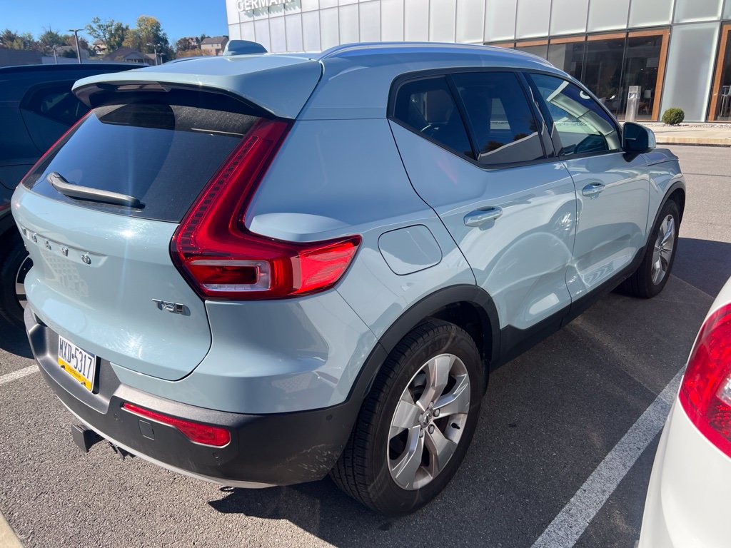 Used 2019 Volvo XC40 T5 Momentum AWD/4WD image 24