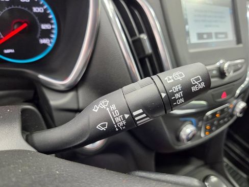 Used 2018 Chevrolet Equinox LT AWD/4WD image 34