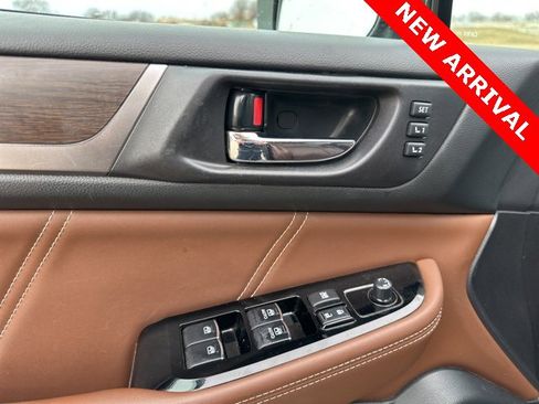 Used 2017 Subaru Outback 2.5i Touring w/ Popular Package #5A image 9