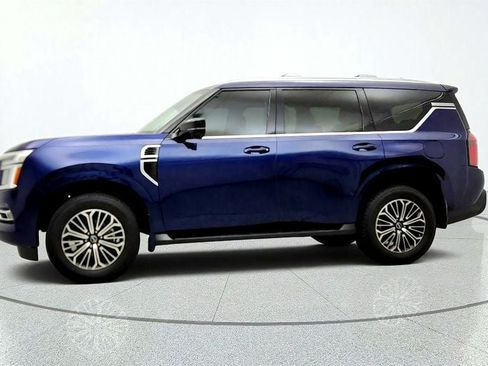 Used 2025 Nissan Armada Platinum AWD/4WD image 8