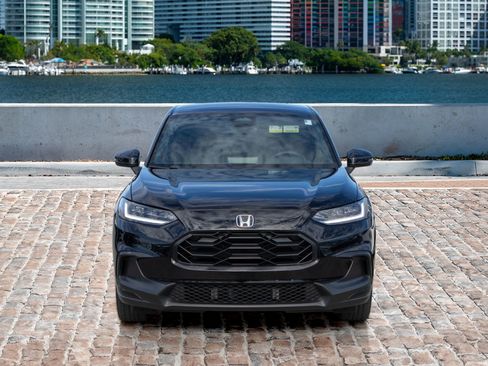 Certified 2023 Honda HR-V Sport image 2