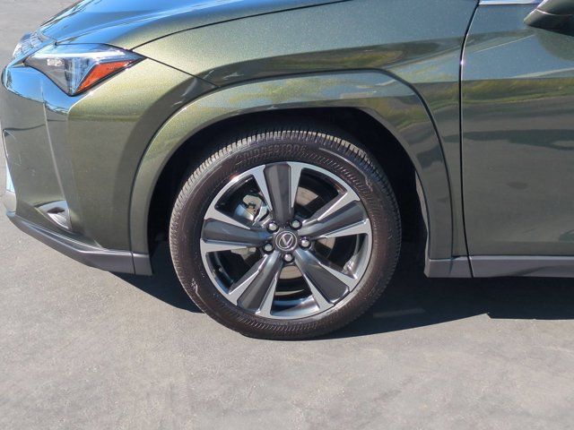 Used 2026 Lexus UX 300h AWD w/ Accessory Package (2T) image 9