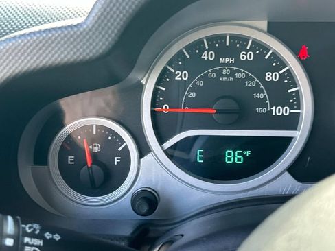 Used 2008 Jeep Wrangler Unlimited Sahara w/ Dual Top Group image 10