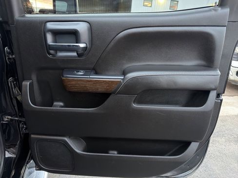 Used 2019 GMC Sierra 3500 Denali w/ Duramax Plus Package image 35