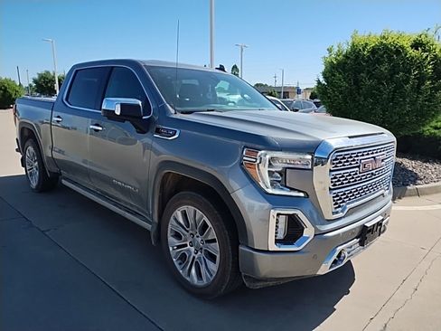 Used 2021 GMC Sierra 1500 Denali w/ Denali Ultimate Package AWD/4WD image 4